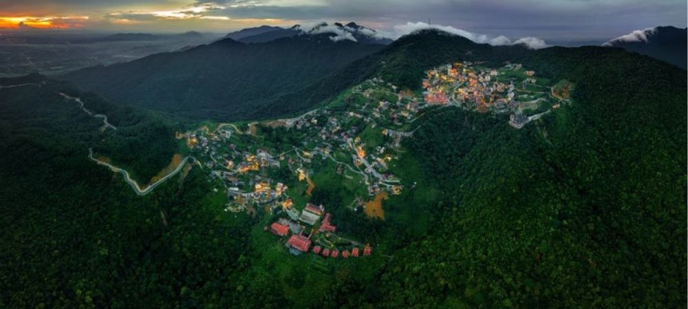 Vườn Quốc gia Tam Đảo trải dài trên địa phận các tỉnh Vĩnh Phúc, Thái Nguyên, Tuyên Quang